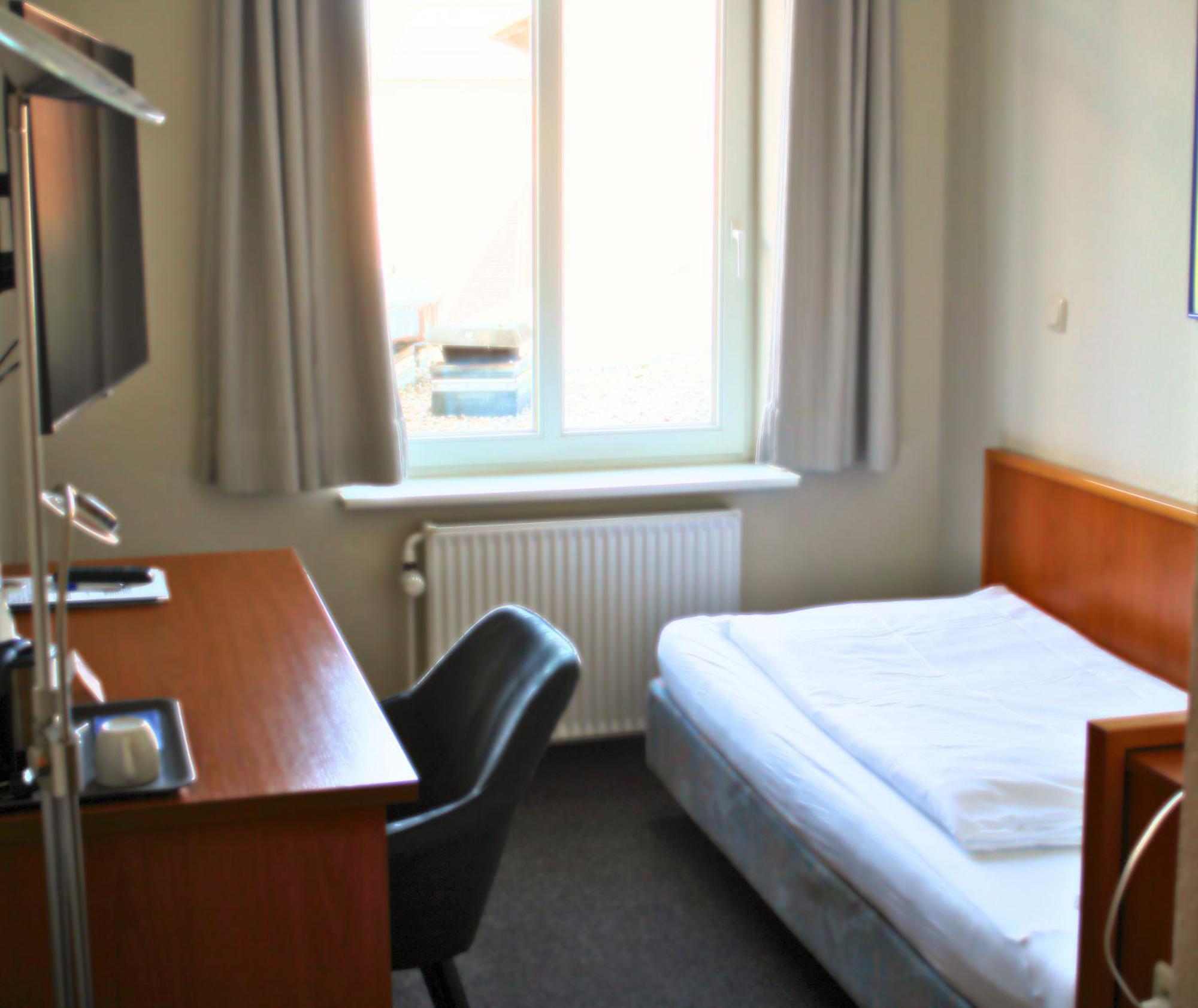 Hotel Adler & Eventlocation Gmbh Itzehoe Exteriör bild